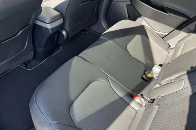 Kia EV6 (2024) thumbnail 21
