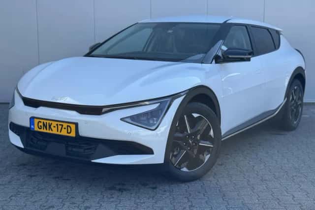 Kia EV6 (2024) thumbnail 31