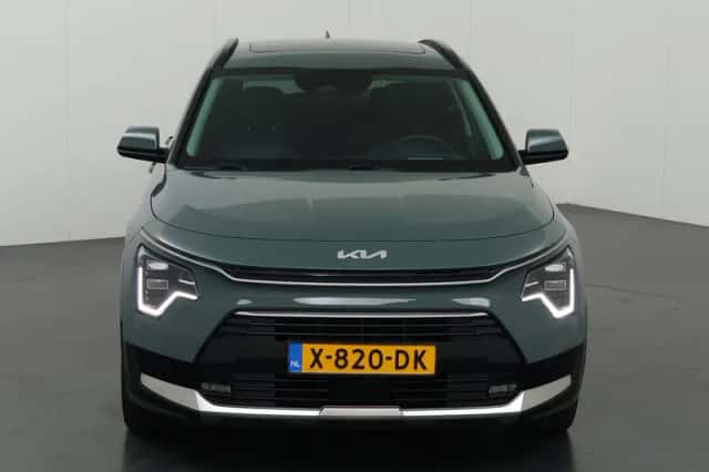 Kia Niro (2023) thumbnail 3