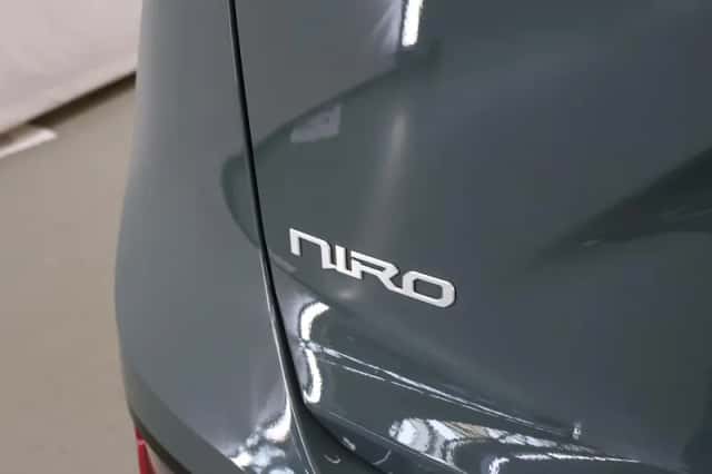 Kia Niro (2023) thumbnail 47