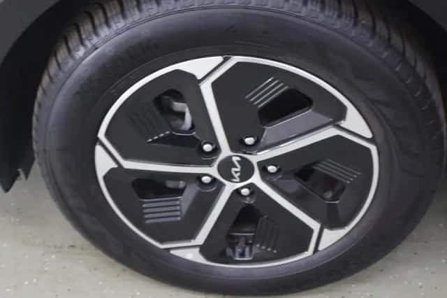 Kia Niro (2022) thumbnail 40