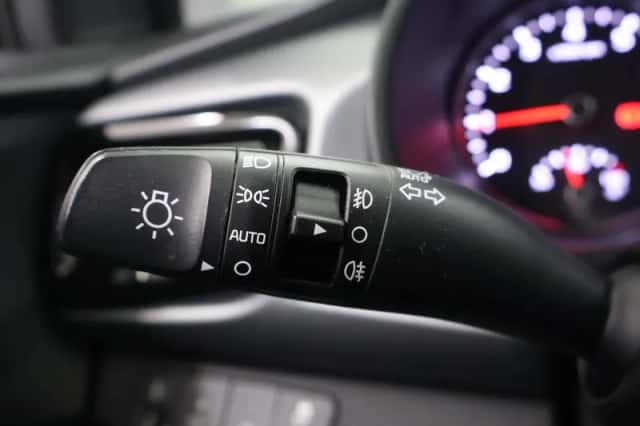Kia Rio (2022) thumbnail 27