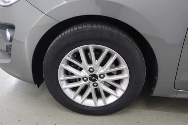 Kia Rio (2022) thumbnail 33