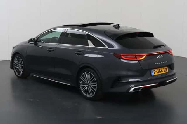 Kia Proceed (2022) thumbnail 22