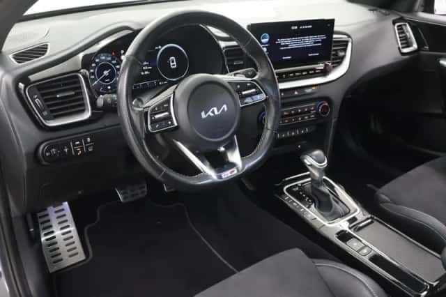 Kia Proceed (2022) thumbnail 7