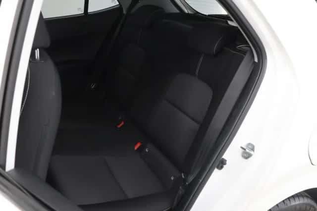 Kia Picanto (2021) thumbnail 11