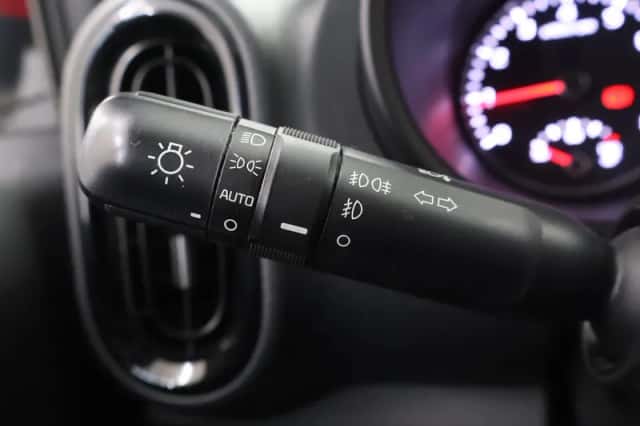 Kia Picanto (2021) thumbnail 30