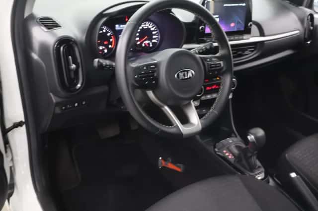 Kia Picanto (2021) thumbnail 7