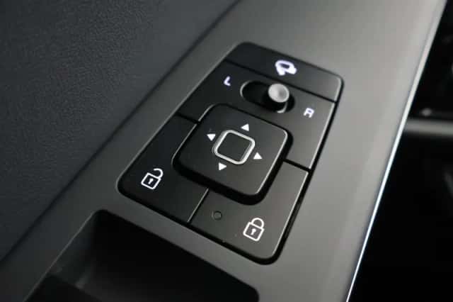 Kia Niro (2025) thumbnail 35