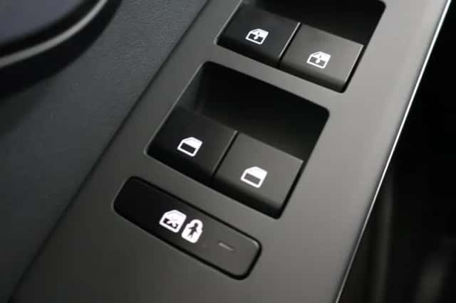 Kia Niro (2025) thumbnail 36