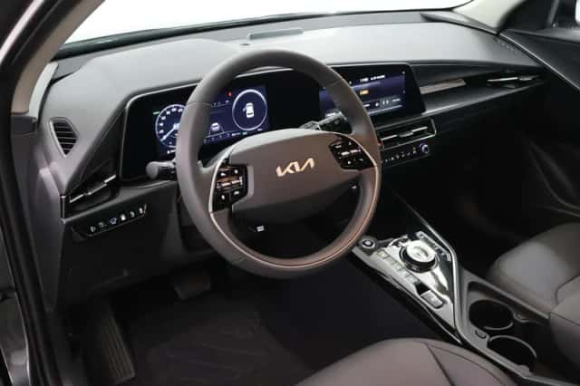Kia Niro (2025) thumbnail 7