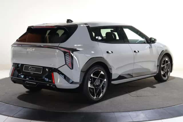 Kia EV4 (2026) thumbnail 2
