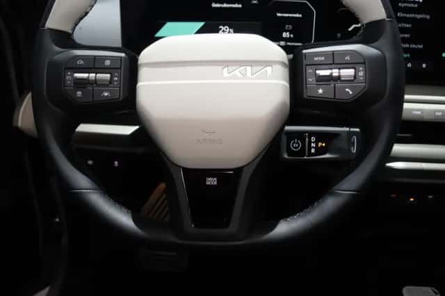 Kia EV4 (2026) thumbnail 26