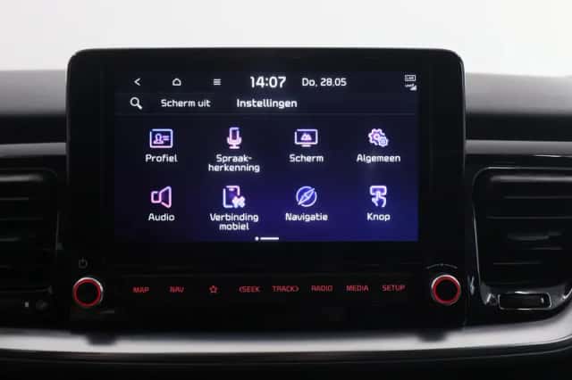 Kia Stonic (2021) thumbnail 17