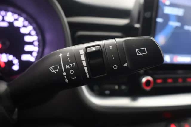 Kia Stonic (2021) thumbnail 28