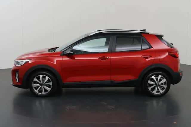 Kia Stonic (2021) thumbnail 5