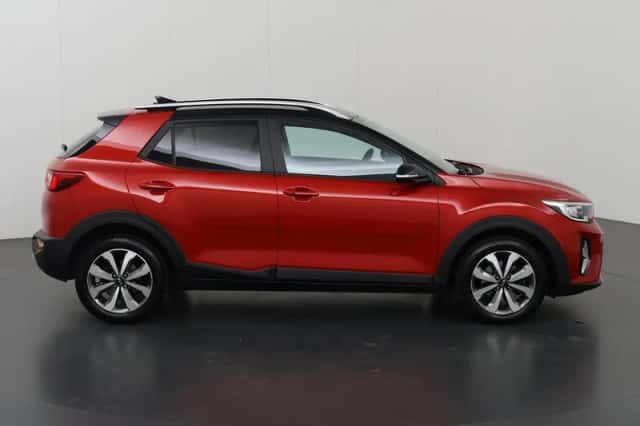 Kia Stonic (2021) thumbnail 6
