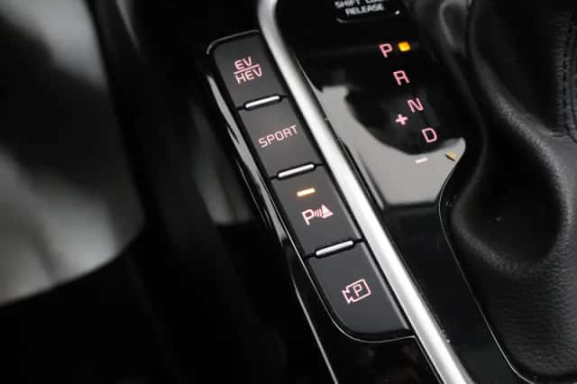 Kia Ceed Sportswagon (2022) thumbnail 21