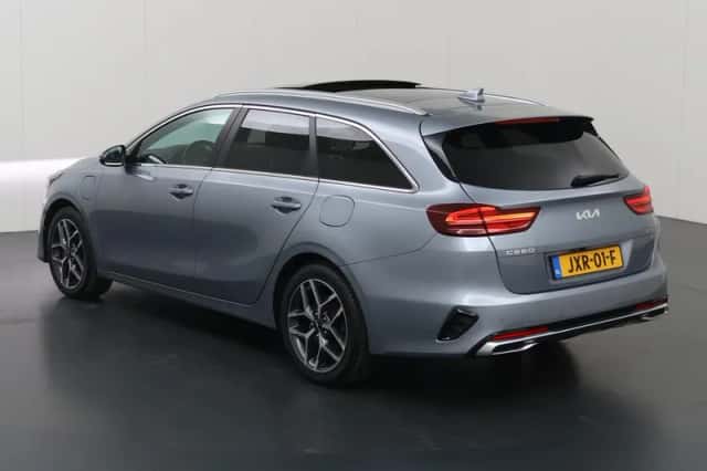 Kia Ceed Sportswagon (2022) thumbnail 22
