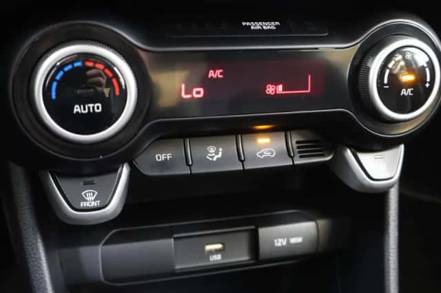 Kia Picanto (2021) thumbnail 20