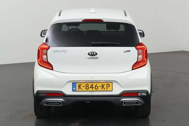Kia Picanto (2021) thumbnail 4