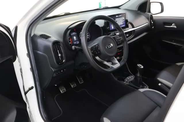 Kia Picanto (2021) thumbnail 7