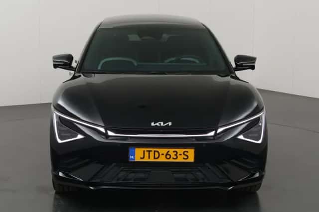 Kia EV6 (2026) thumbnail 3