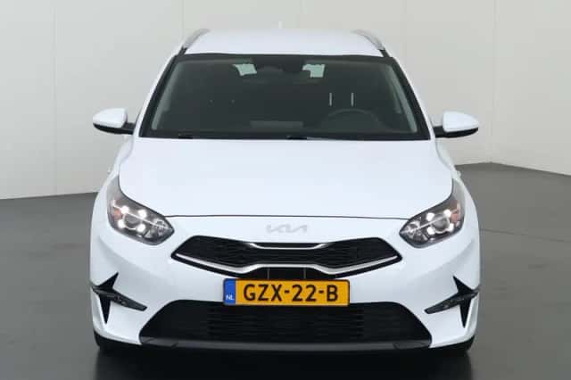 Kia Ceed Sportswagon (2025) thumbnail 3