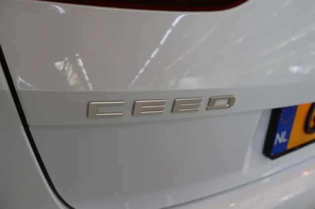Kia Ceed Sportswagon (2025) thumbnail 32