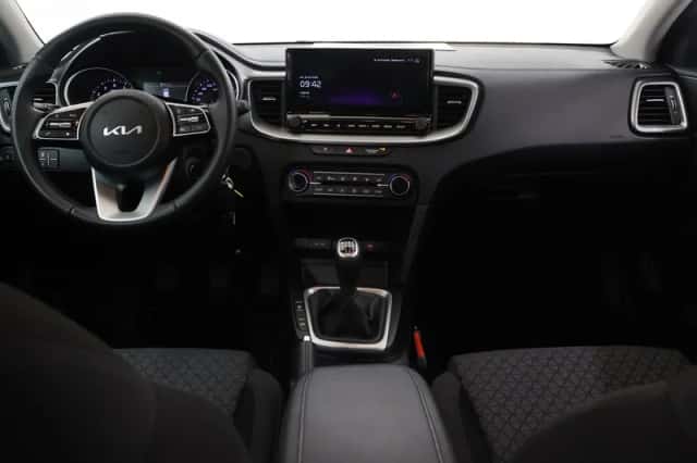 Kia Ceed Sportswagon (2025) thumbnail 8