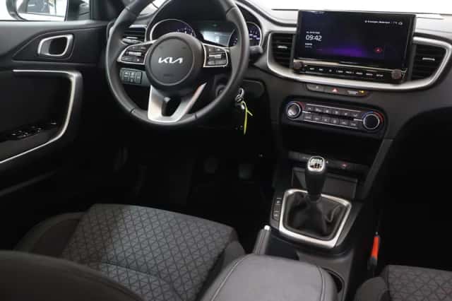 Kia Ceed Sportswagon (2025) thumbnail 9