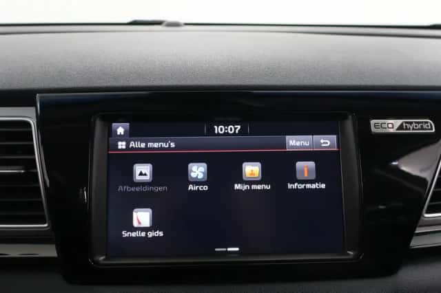 Kia Niro (2017) thumbnail 19