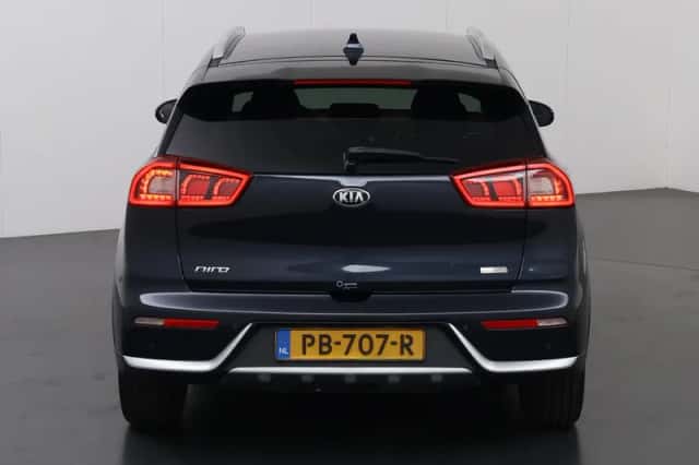 Kia Niro (2017) thumbnail 4