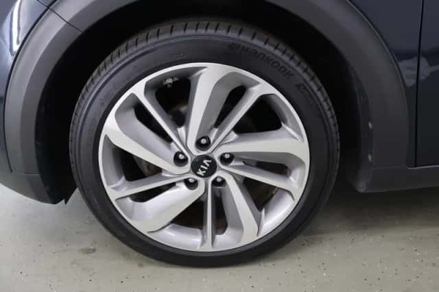 Kia Niro (2017) thumbnail 42