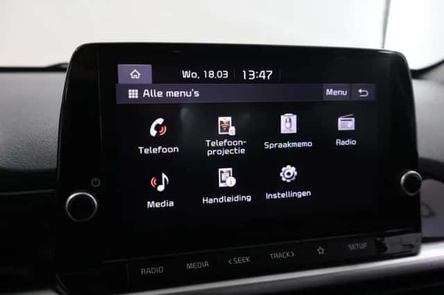 Kia Picanto (2022) thumbnail 17