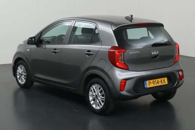 Kia Picanto (2022) thumbnail 22