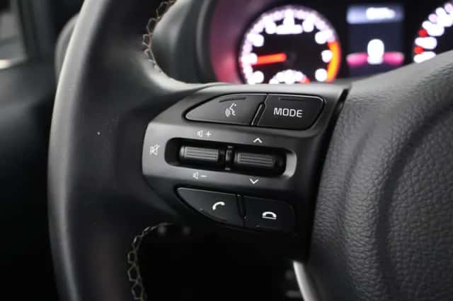 Kia Picanto (2022) thumbnail 26