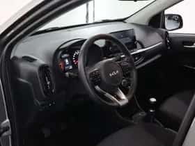 Kia Picanto (2022) thumbnail 7