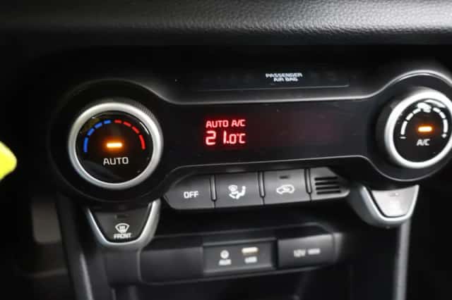 Kia Picanto (2017) thumbnail 24
