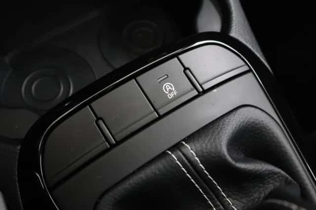 Kia Picanto (2023) thumbnail 21