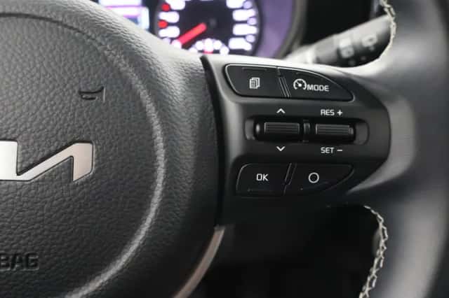 Kia Picanto (2023) thumbnail 27