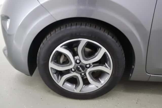 Kia Picanto (2023) thumbnail 36