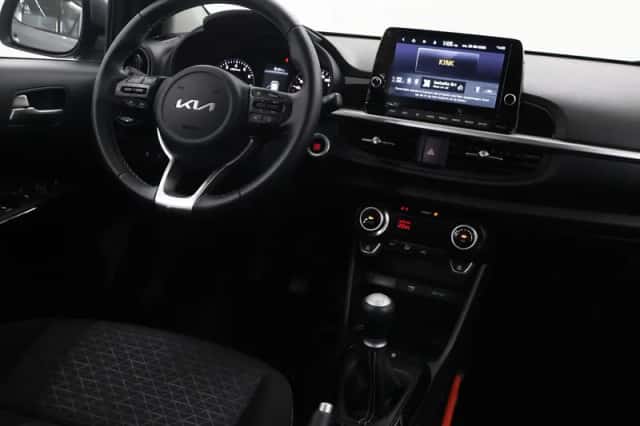 Kia Picanto (2023) thumbnail 9