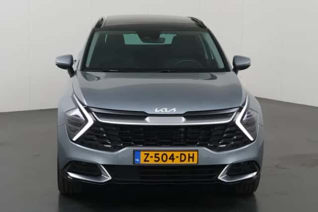 Kia Sportage (2024) thumbnail 3