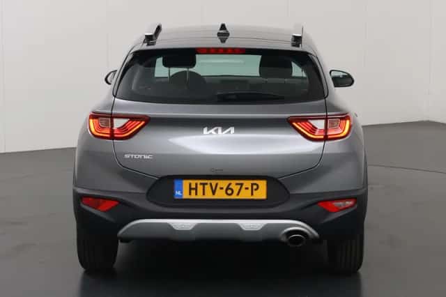 Kia Stonic (2025) thumbnail 4
