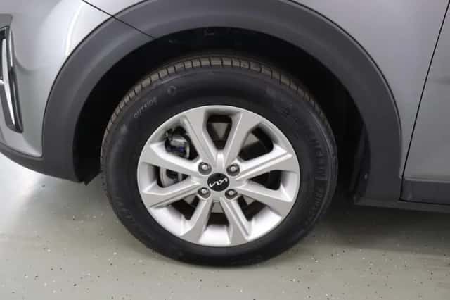 Kia Stonic (2025) thumbnail 35