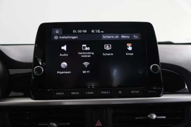 Kia Picanto (2022) thumbnail 16