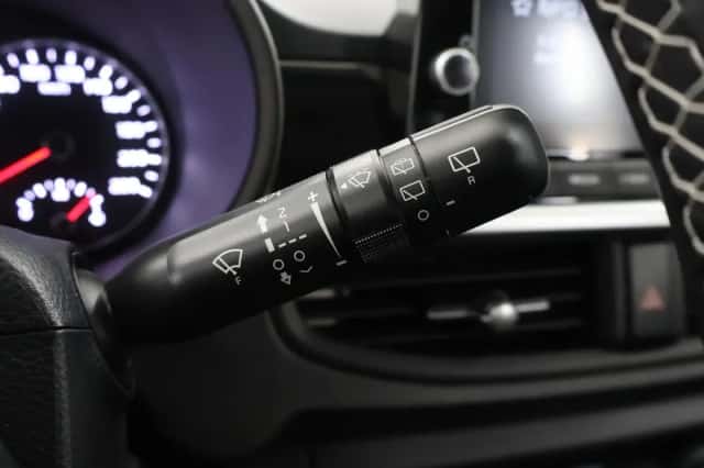 Kia Picanto (2022) thumbnail 25