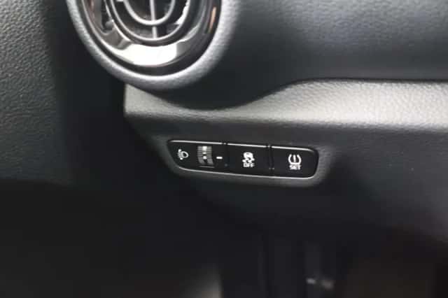 Kia Picanto (2022) thumbnail 28