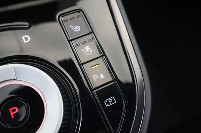 Kia Niro (2023) thumbnail 24